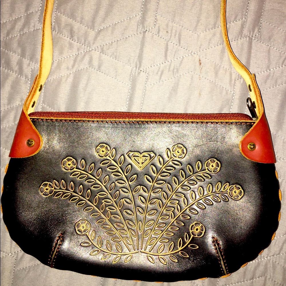 RARE Hand Stitched Roxy Vintage EUC Leather Purse